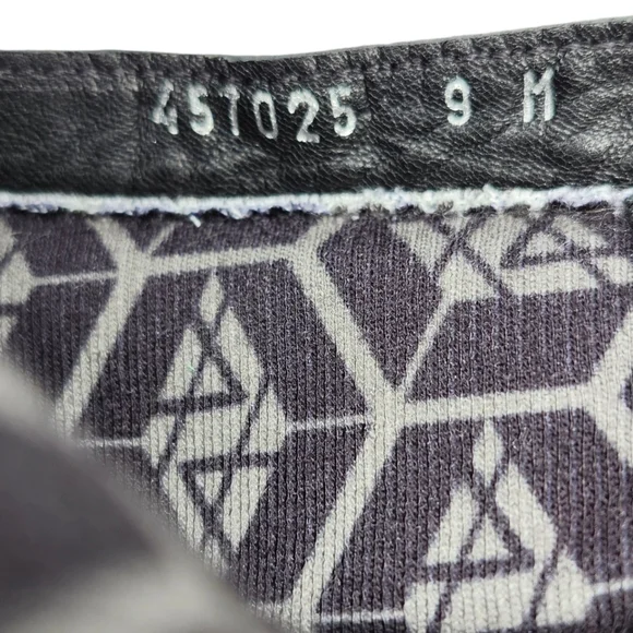 Aquatailia Morena Black & Olive Colorblock Leather Lace-Up Lug Sole Combat Boots - Picture 12 of 12